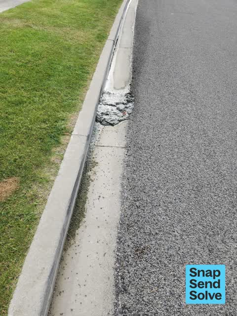 Street Gutters / Storm Water, a report photo