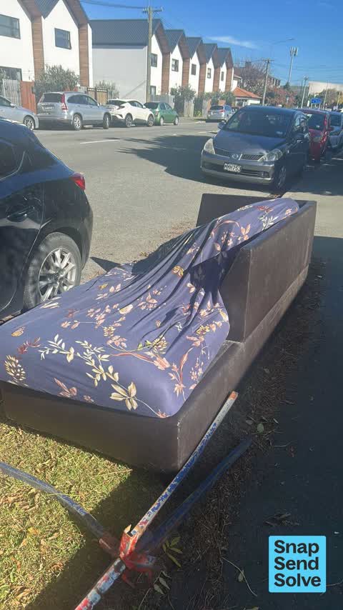 Dumped Rubbish, a report photo