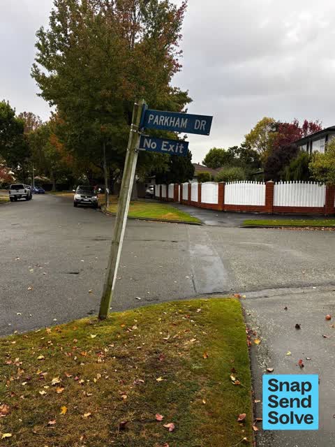 Poles and Signage - General, a report photo