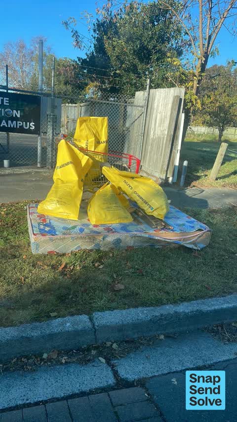 Dumped Rubbish, a report photo