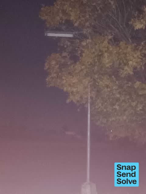Damaged Street Light, a report photo