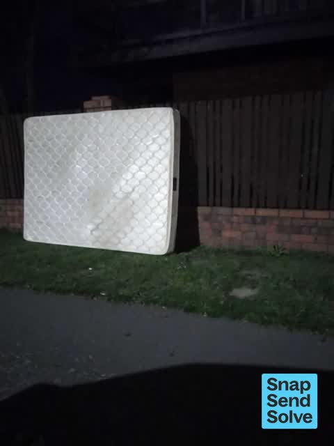 Dumped Rubbish — a report photo