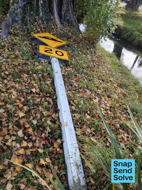 Road Signage, a report photo