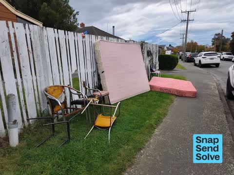 Dumped Rubbish, a report photo