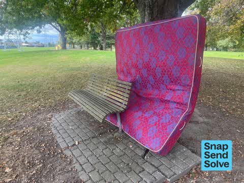 Dumped Rubbish, a report photo
