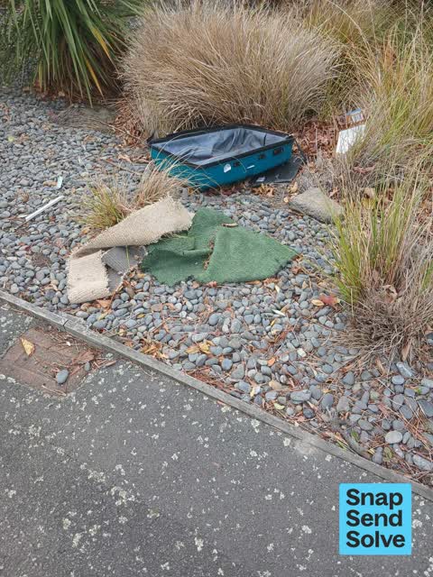 Dumped Rubbish, a report photo