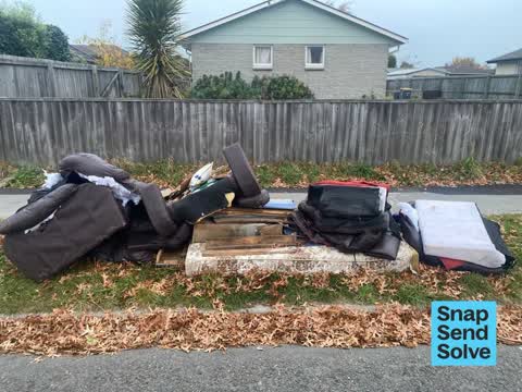 Dumped Rubbish, a report photo