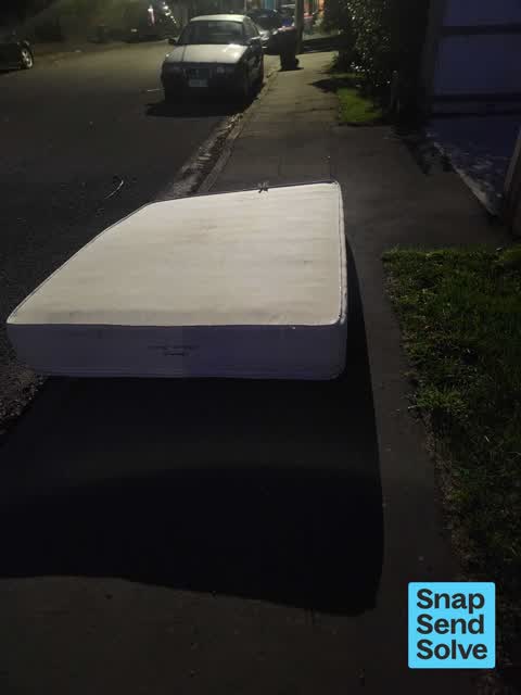 Dumped Rubbish, a report photo