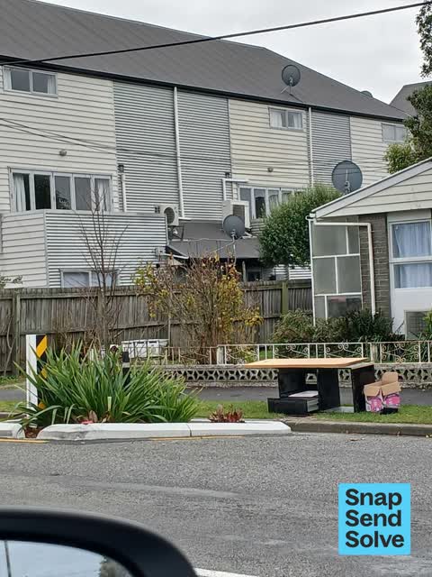 Dumped Rubbish, a report photo