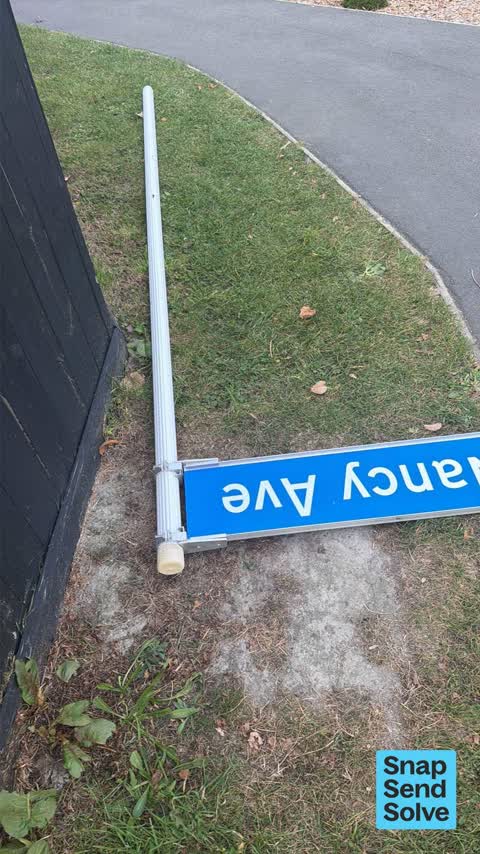 Damaged Street Sign, a report photo