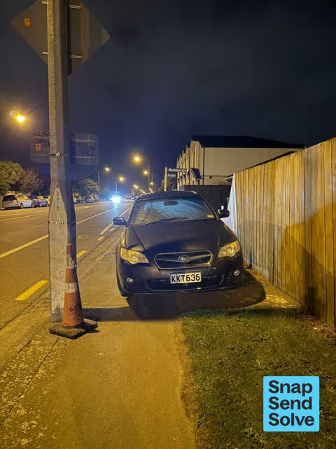 Hazard, vehicle, a report photo
