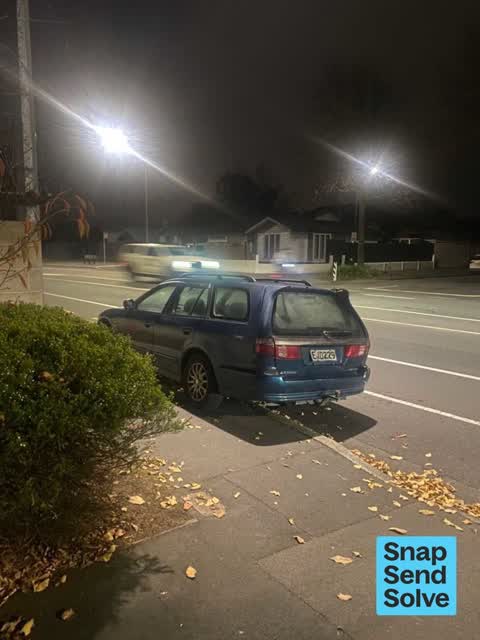Abandoned Vehicle, a report photo
