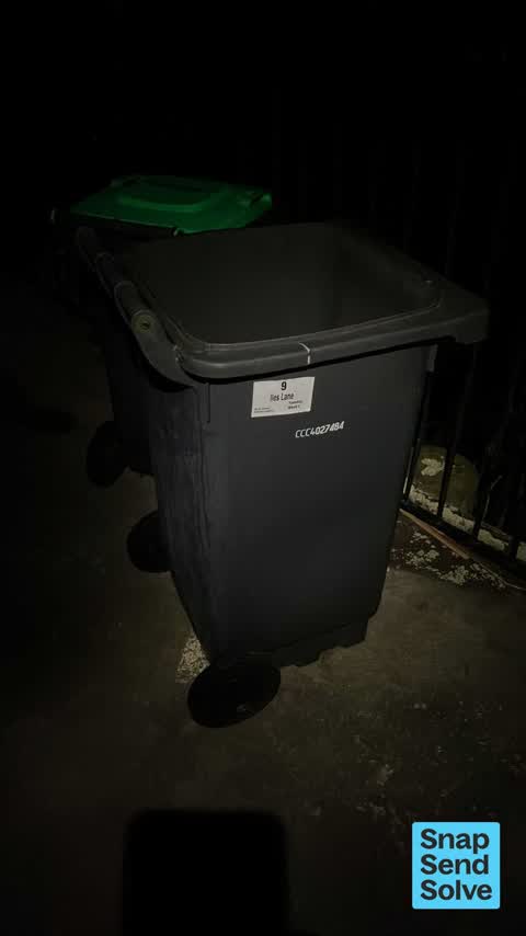 Rubbish and Bins - General, a report photo