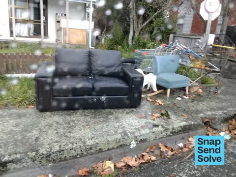 Dumped Rubbish, a report photo
