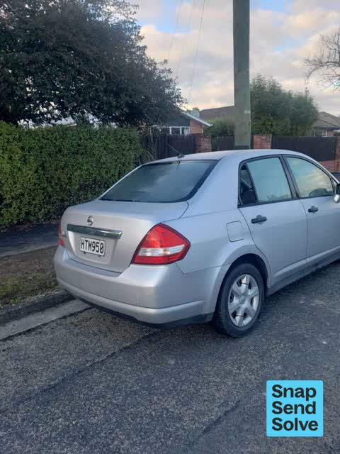 Abandoned Vehicle, a report photo