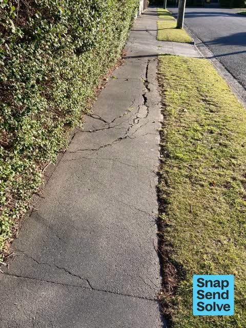 Pavement - Damaged, a report photo