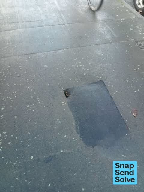 Pavement - Damaged, a report photo