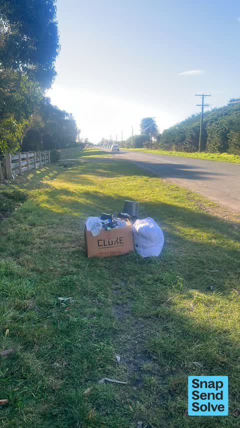Dumped Rubbish, a report photo