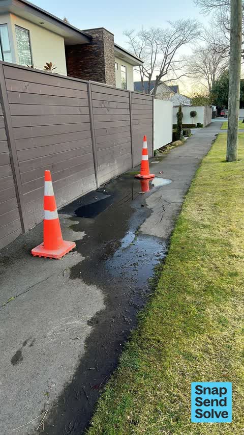 Water Leak, a report photo