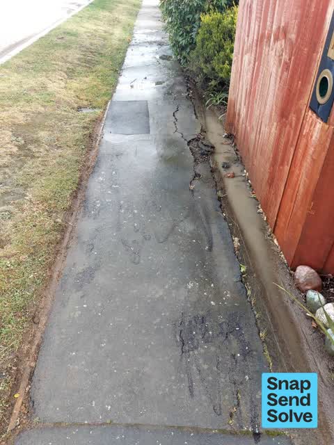 Pavement - Damaged, a report photo