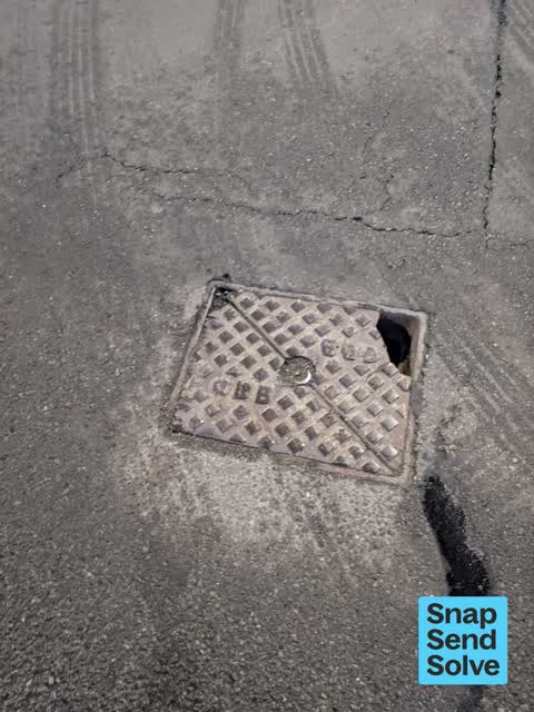Damaged Road, a report photo