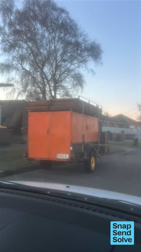 Abandoned Vehicle, a report photo