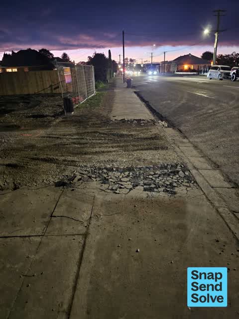 Pavement - Damaged, a report photo