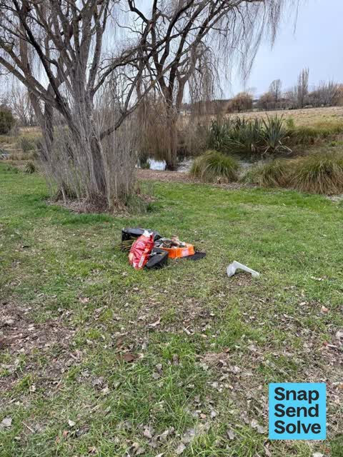 Dumped Rubbish, a report photo