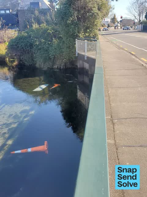 Dumped Rubbish, a report photo