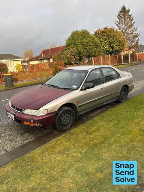 Abandoned Vehicle, a report photo