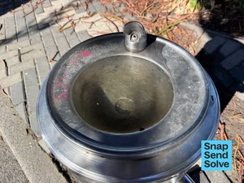 Water Fountain, a report photo