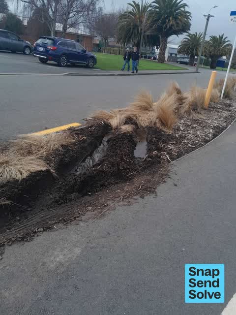 Pavement - Damaged, a report photo