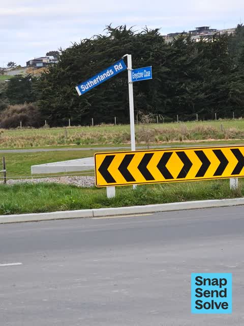 Damaged Street Sign, a report photo
