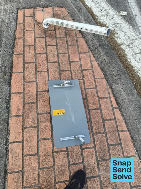 Damaged Street Sign, a report photo