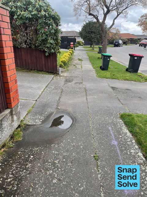 Pavement - Damaged, a report photo
