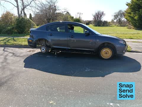 Abandoned Vehicle, a report photo