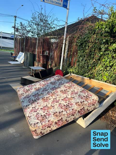 Dumped Rubbish, a report photo