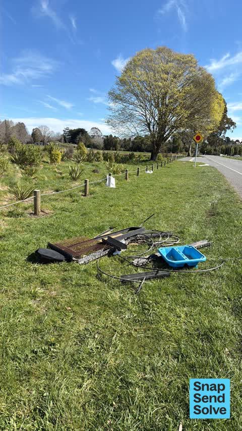 Dumped Rubbish, a report photo