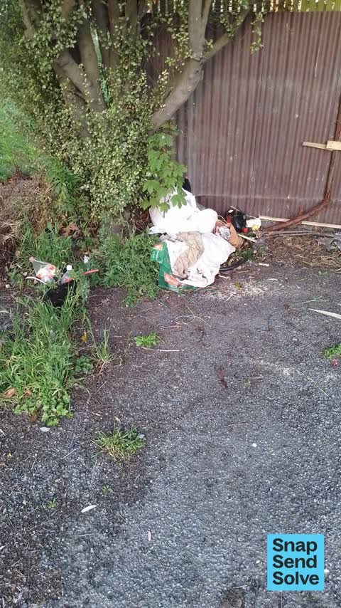 Dumped Rubbish, a report photo