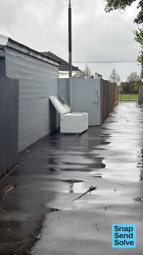 Dumped Rubbish, a report photo