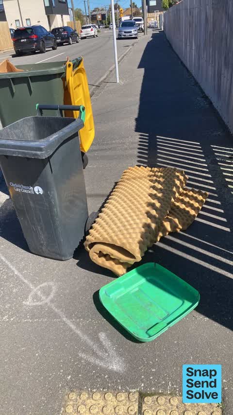 Dumped Rubbish, a report photo