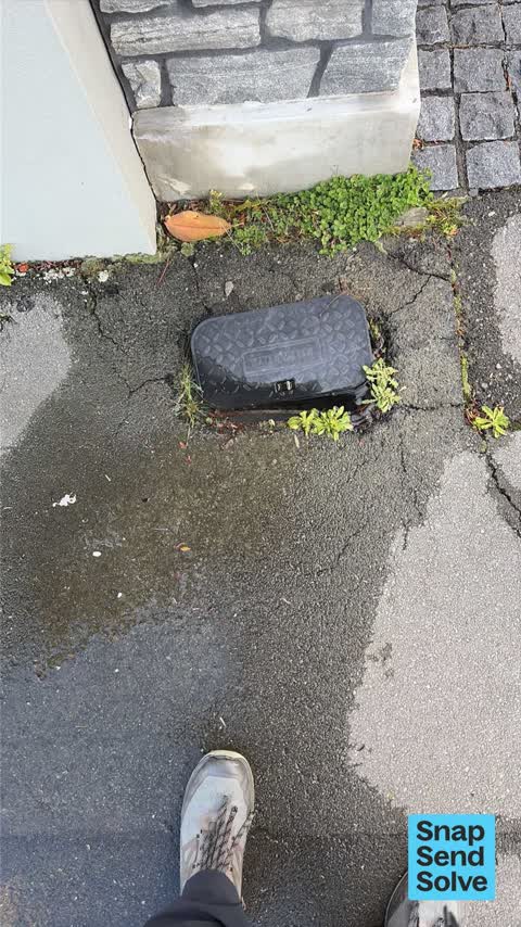 Water Leak, a report photo