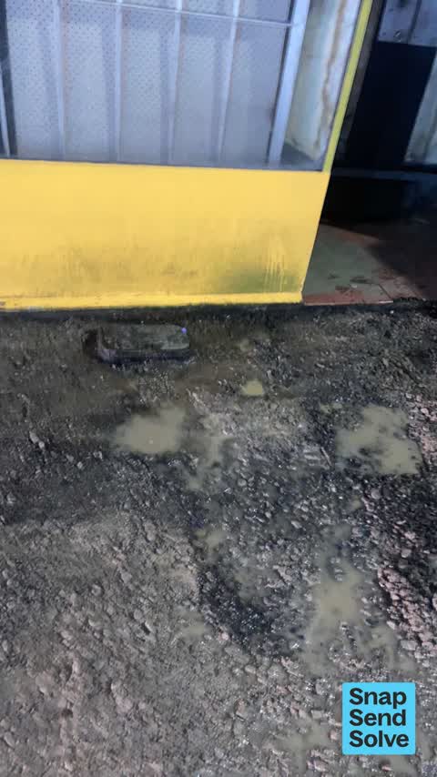Water Leak, a report photo