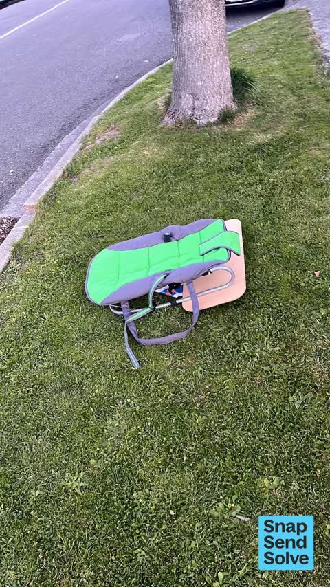 Dumped Rubbish, a report photo