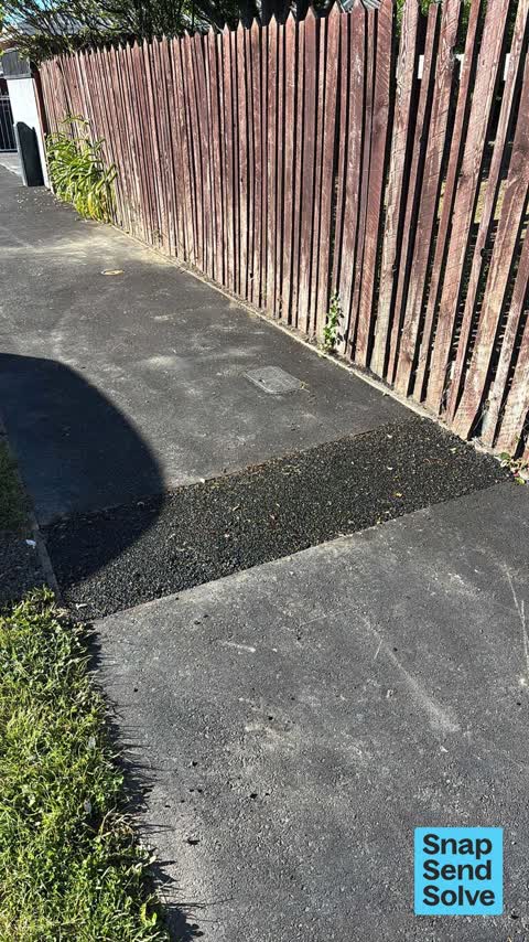 Pavement - Damaged, a report photo