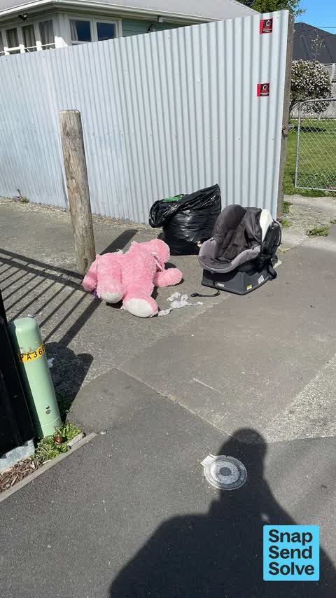 Dumped Rubbish, a report photo