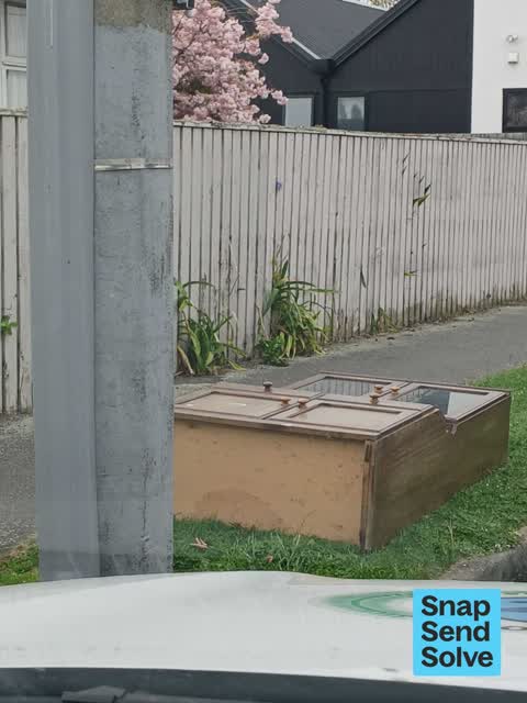 Dumped Rubbish, a report photo