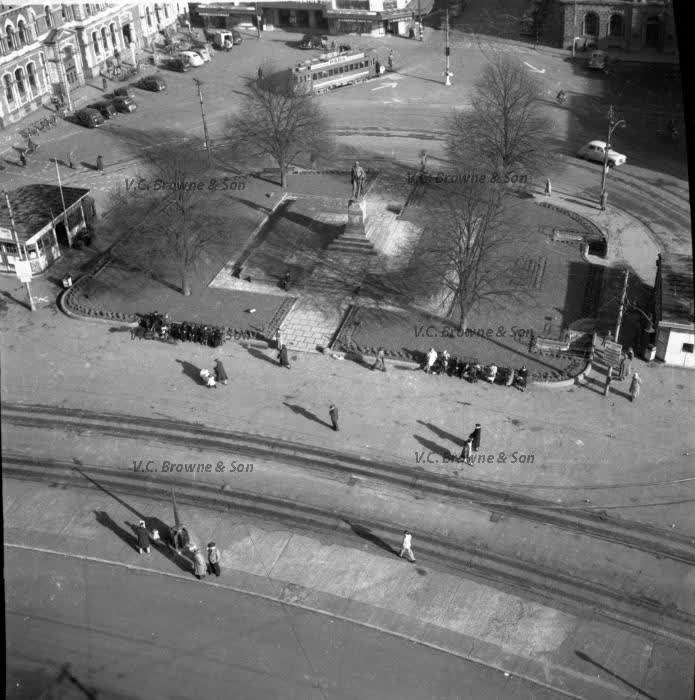 Christchurch square (PB0405/12), 1949