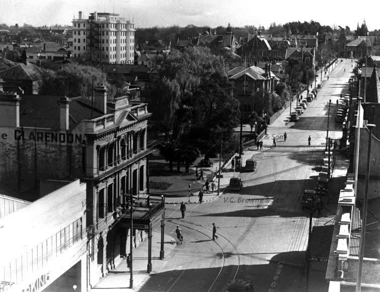 Worcester St Clarendon Hotel Museum (PB0611/175), 1938
