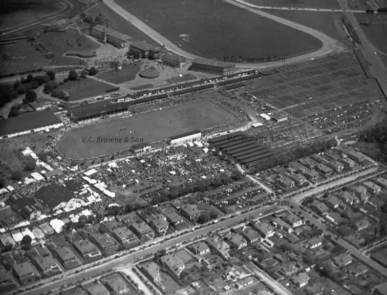 Show day- Addington (PB0611/157), 1938